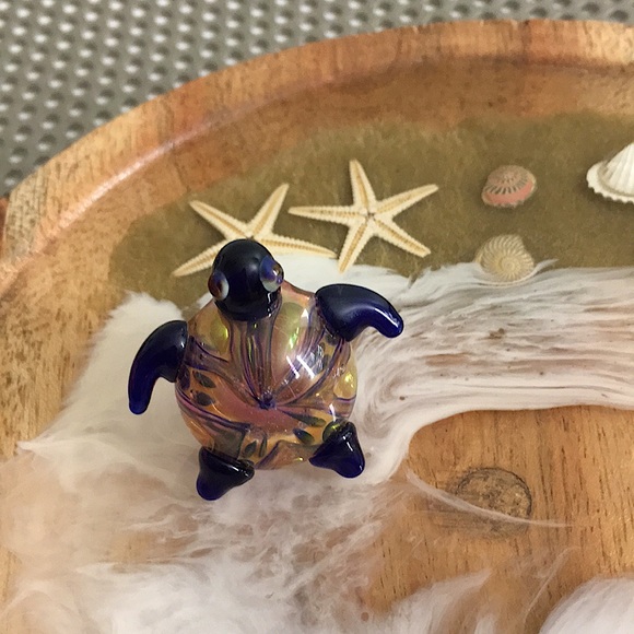 🖤Italy sea turtle glass art pin - Picture 2 of 15